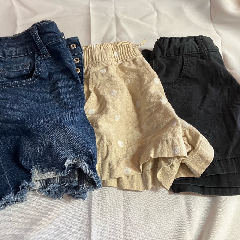 Stylish Kids Denim, Polka Dot, and Black Shorts Set